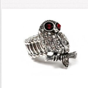 NWT owl ring Silver plated Brass Austrian Crystals